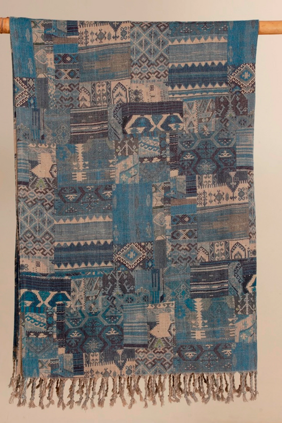 Load image into Gallery viewer, Kilim Print Pure Linen Throw

